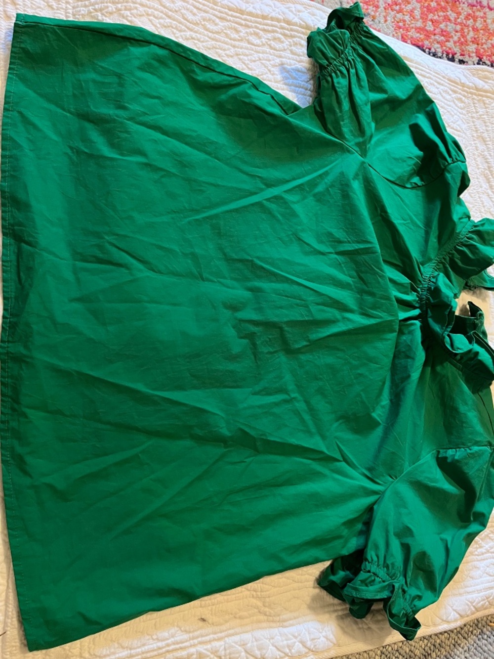 THML Ruffle neck puff sleeve blouse in Kelly Green - Picture 6 of 7